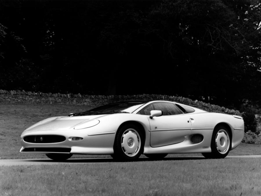 Jaguar XJ220 1992 года  (UK) (фото 10 из 11)